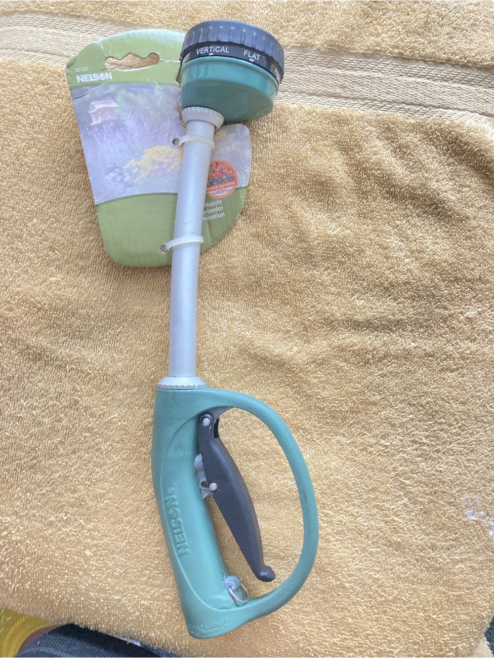 Teal Multi-Pattern Garden Hose Nozzle with Trigger